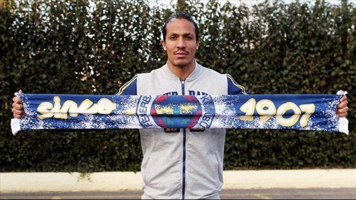 Alves'in babasından Porto'ya açık kapı