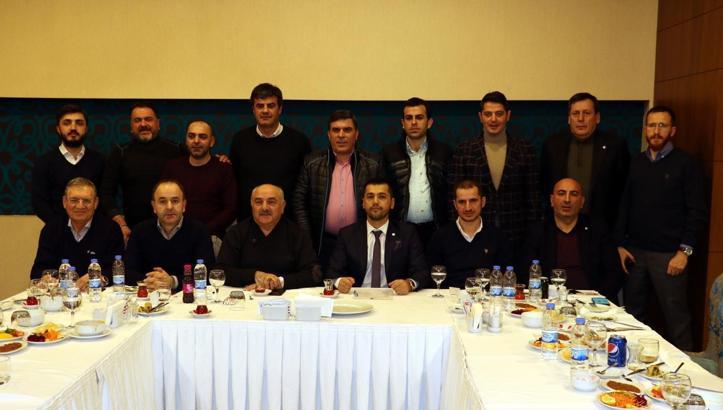 Hüseyin Üneş'ten transfer müjdesi