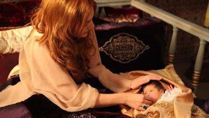 Hürrem'in şehzadesi doğdu