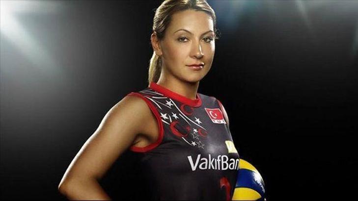 Fenerbahçe Grundig'ten iki bomba birden