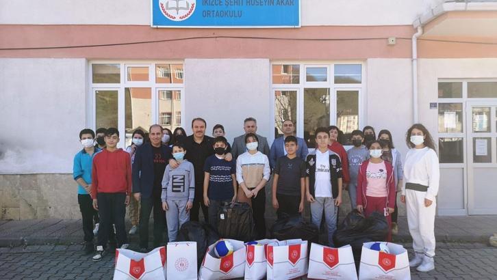 Ordu'da öğrencilere spor malzemesi desteği