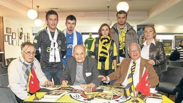 Efsaneler taraftar için buluştu