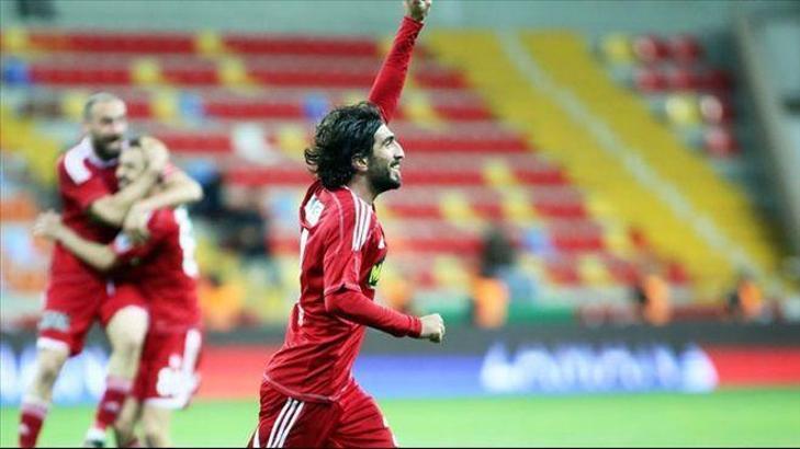 Sivas'ın ilk bombası Burhan Eşer