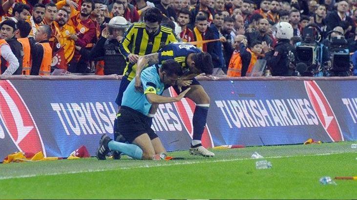 Galatasaray-Fenerbahçe derbisindeki taraftarlar için hapis istemi!