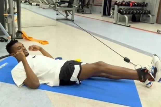 Bernard Mensah çalışmalarını sürdürüyor