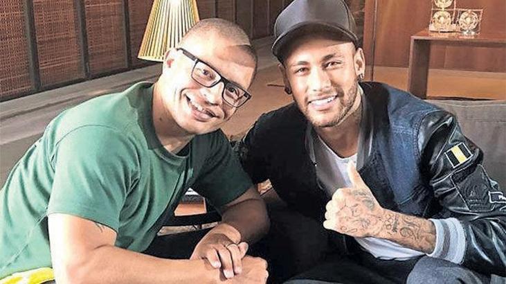 Alex, Neymar'la röportaj yaptı