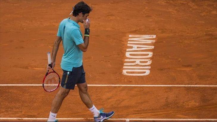 Federer ikinci turda elendi