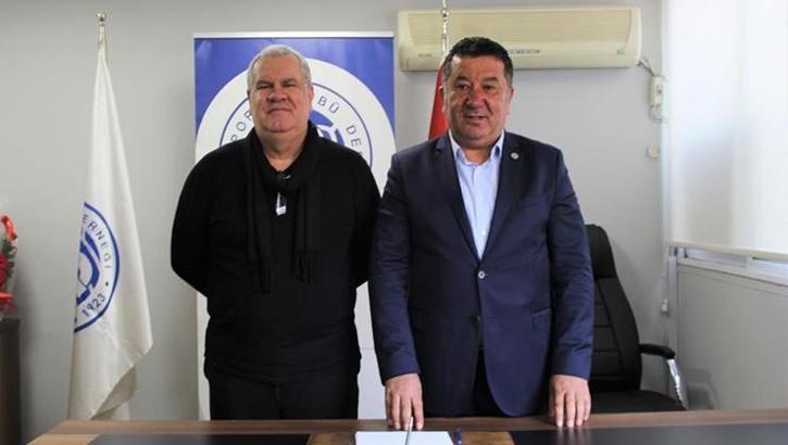 Levent Eriş, 22 yıl sonra yuvası İzmirspor'a döndü