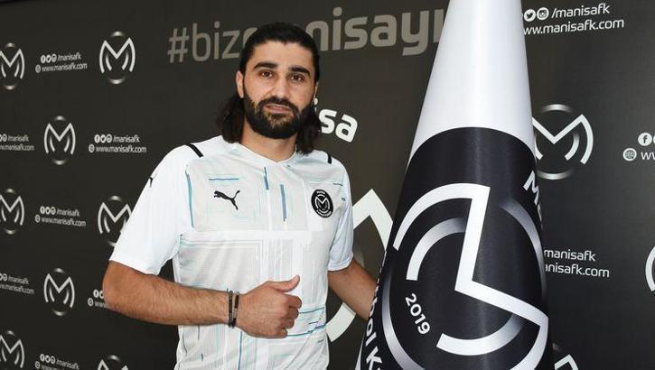 Manisa FK'da Metin Uçar takımdan ayrıldı