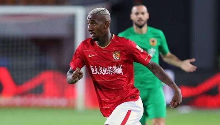 Talisca'da son dakika gelişmesi! Fenerbahçe transfer haberleri 4 Ocak Cuma...