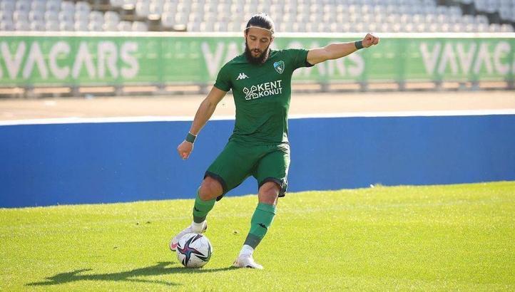 Kocaelispor, Mevlüt Çelik ile yollarını ayırdı