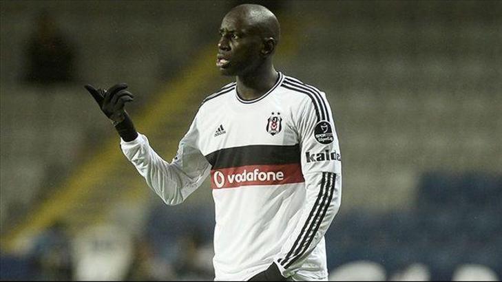 Demba Ba'ya şok! Kulübeye çekiliyor