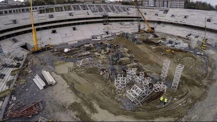 Vodafone Arena yine ertelendi