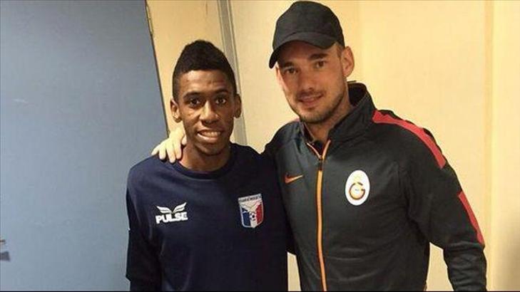 Beşiktaş ve Galatasaray'ın katıldığı turnuvada skandal
