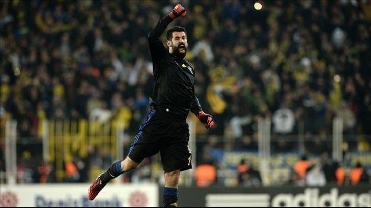 Volkan Demirel rekora ortak oldu!
