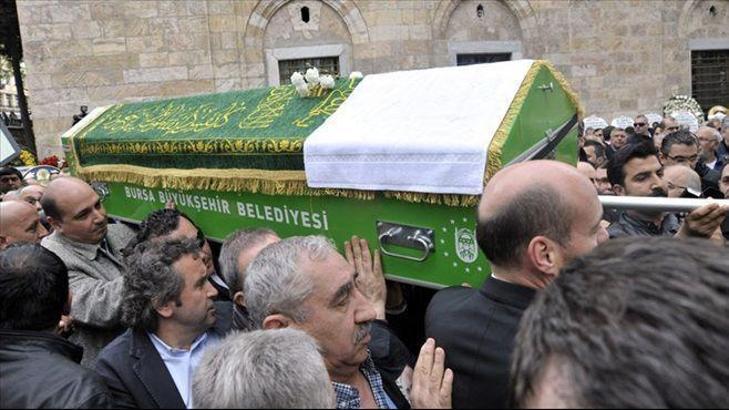 Ayhan Kızıl toprağa verildi