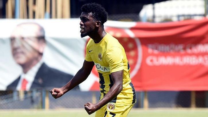 Menemenspor'da Omar Mohamed yaza dönecek