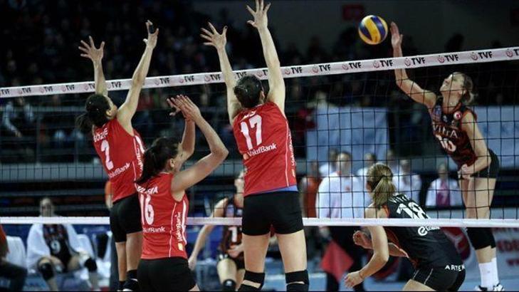 Vakıfbank 2-3 Eczacıbaşı VİTRA