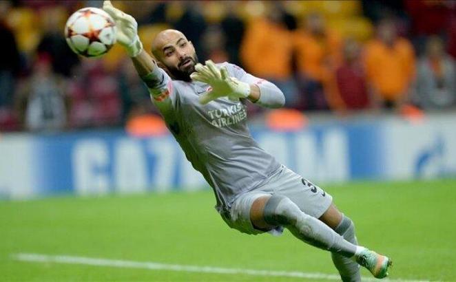 Galatasaray'dan Sinan Bolat bombası