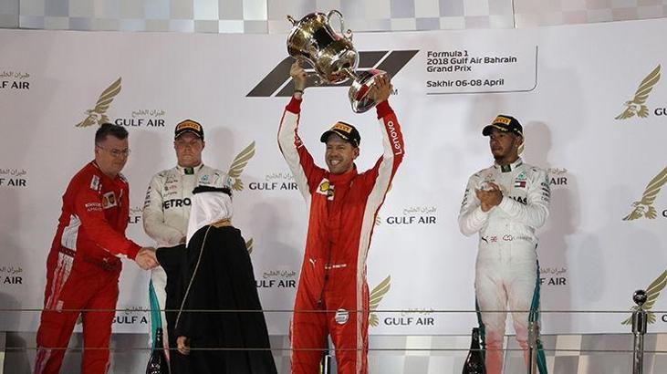 Formula 1 Bahreyn'de kazanan Vettel