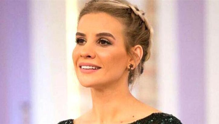 Esra Erol geleneği bozmadı!