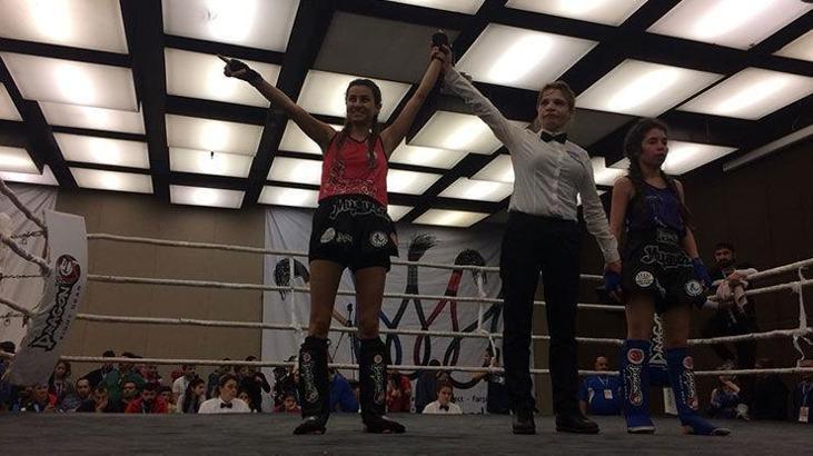 Mersinli sporcu Antalya'daki Muay Thai Şampiyonası'ndan ikincilikle döndü