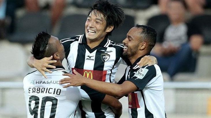Galatasaray'a 2 dev rakip: 3'lü Nakajima savaşı
