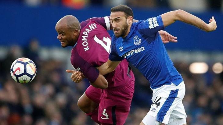 Cenk Tosun'dan Beşiktaş'a 500 bin euro