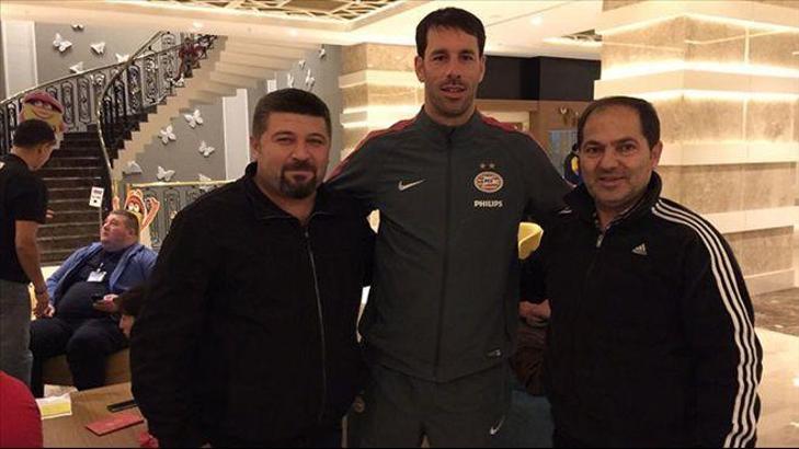 Ruud van Nistelrooy: Sneijder bir sanatçıdır
