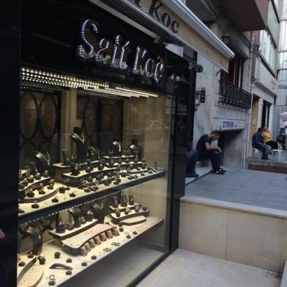 Sait Koç kimdir? İstanbul'un en ünlü kuyumcusu Sait Koç son yolculuğuna uğurlandı