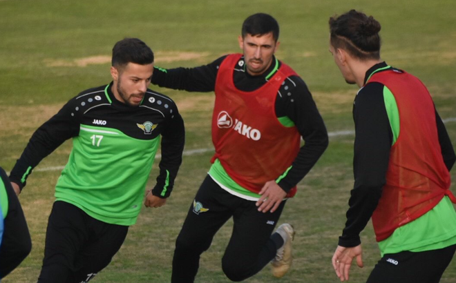 Akhisarspor, ikinci yarı hazırlıklarına erken başladı