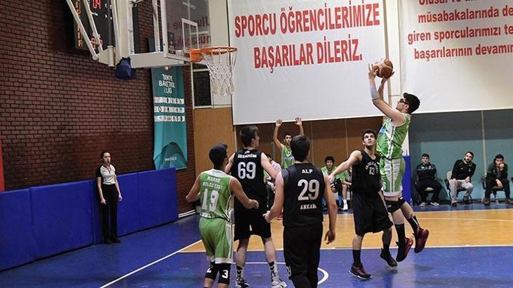 Gençler 82 sayı fark attı