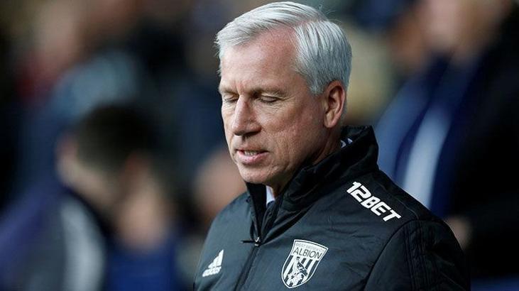 West Bromwich Albion'da Alan Pardew ile yollar ayrıldı