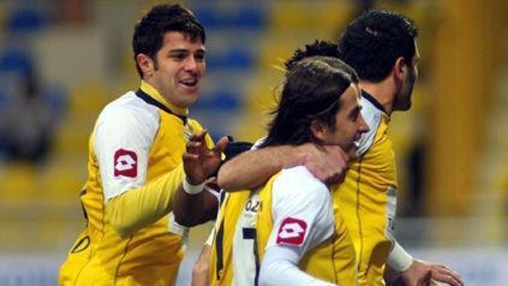 Buca şov yaptı: 4-0
