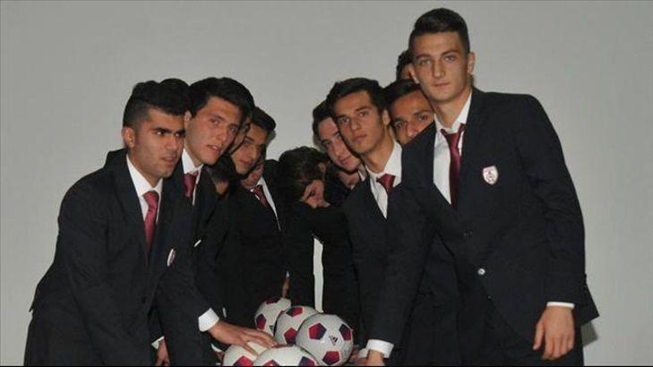 Yemin ederek imza attılar!