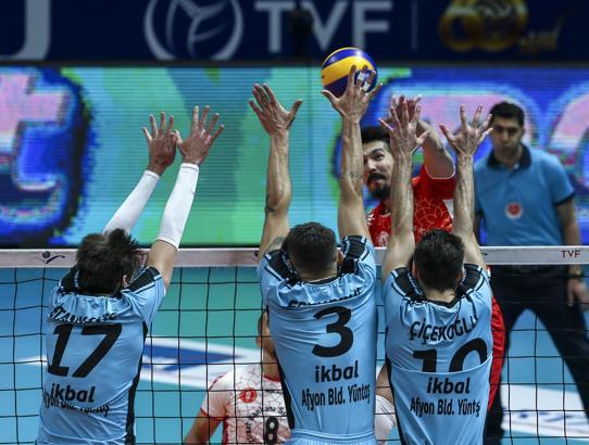 Ziraat Bankası-İkbal Afyon Belediye Yüntaş maç sonucu: 3-0