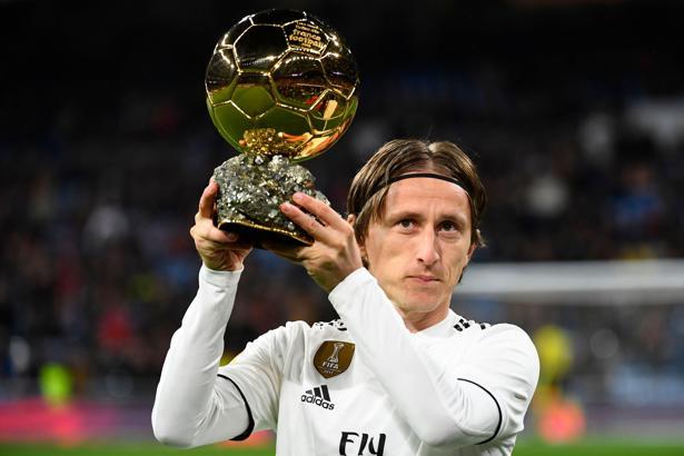 Real Madrid'in yıldızı Luka Modric'e büyük onur!