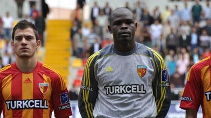 Hamidou iki hafta yok