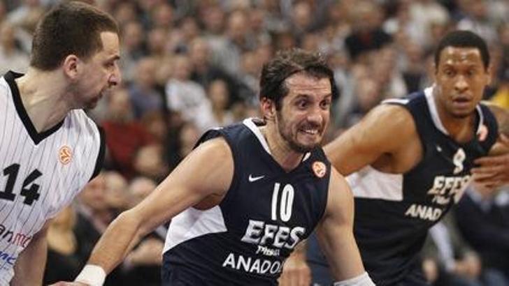 Deplasman 'Parti'si: 76-79