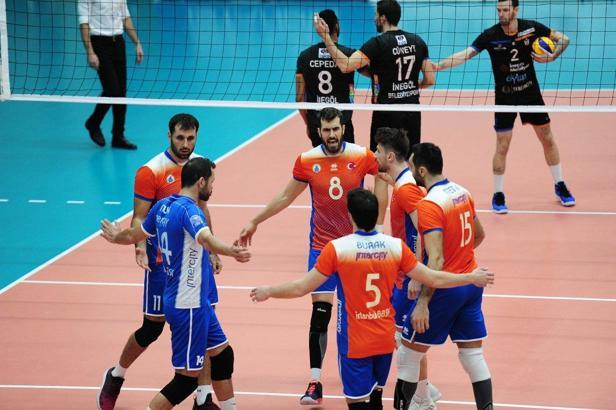 İstanbul Büyükşehir Belediyespor: 2 - İnegöl Belediyespor: 3