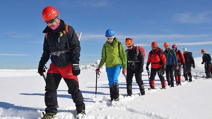 Muş'a gelen 142 dağcı eğitimlere başladı