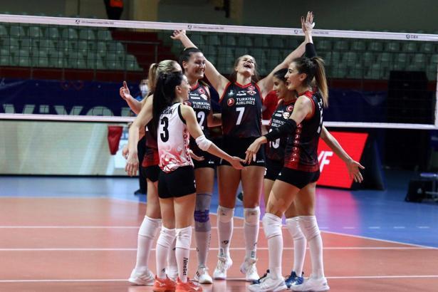 Türk Hava Yolları, VK Dukla Liberec'e set vermedi!