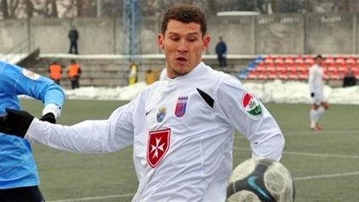Miller tamam, Dos Santos sırada