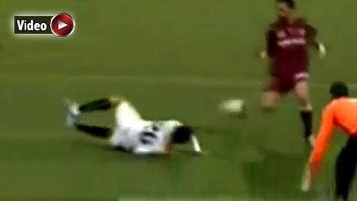Gol atmak senin neyine!