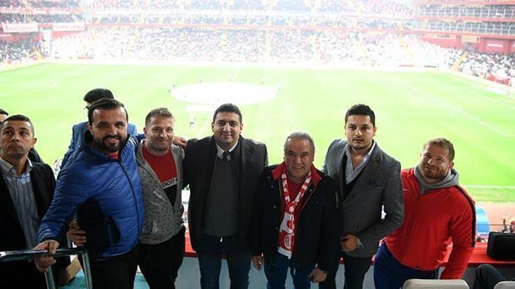 Başkan Böcek'ten Antalyaspor'a destek