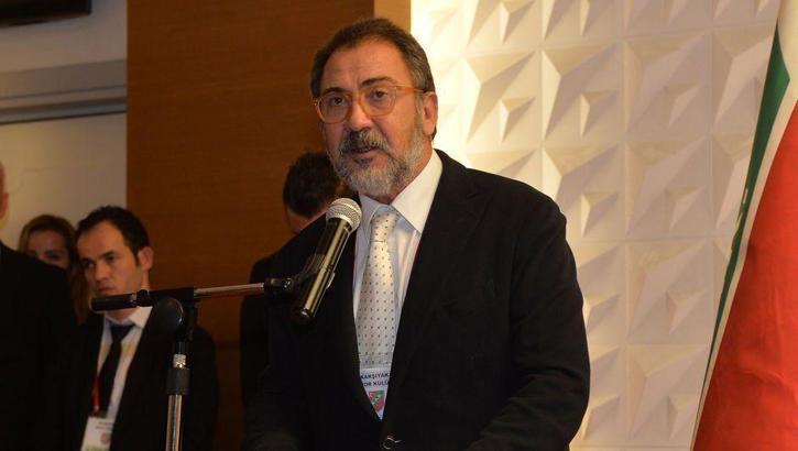 Başkan Turgay Büyükkarcı'dan Karşıyaka'ya moral