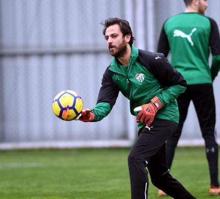 Vartolu Bursaspor idmanında!