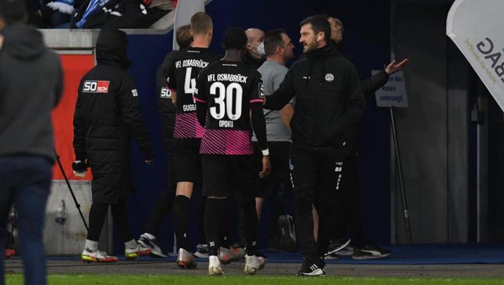 Duisburg ile Osnabrück maçında Aaron Opoku, ırkçı hakarete maruz kaldı