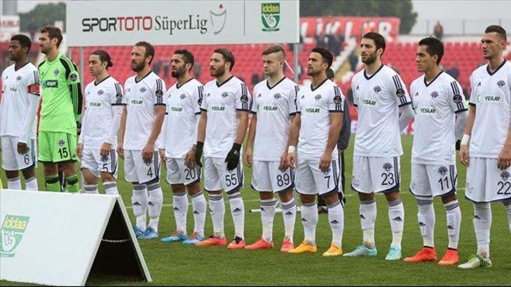 Kasımpaşa'da yabancılar gidiyor