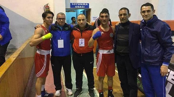 Vanlı boksörler madalyalarla döndüler